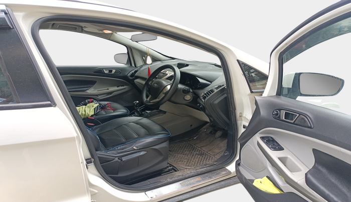 2016 Ford Ecosport TREND+ 1.5L DIESEL, Diesel, Manual, 1,36,204 km, interior