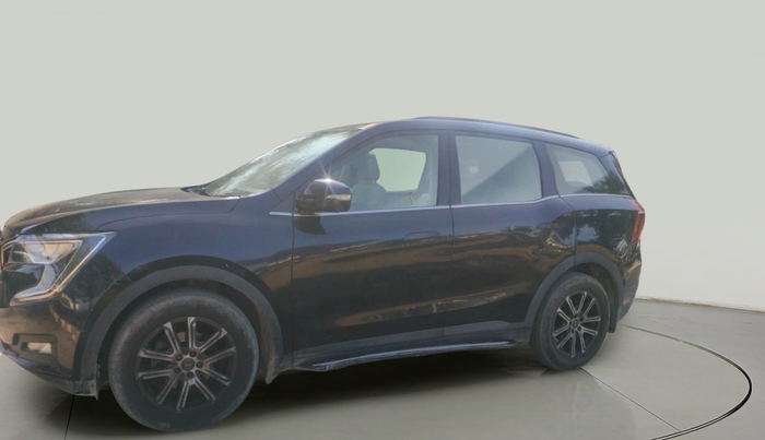 2022 Mahindra XUV700 AX 7 LUXURY D MT 7 STR, Diesel, Manual, 1,49,135 km, exterior