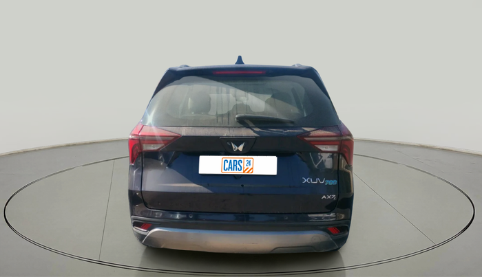 2022 Mahindra XUV700 AX 7 LUXURY D MT 7 STR, Diesel, Manual, 1,49,135 km, exterior