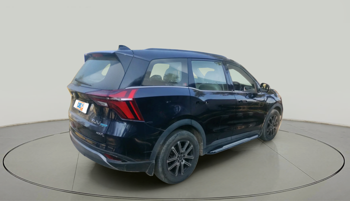 2022 Mahindra XUV700 AX 7 LUXURY D MT 7 STR, Diesel, Manual, 1,49,135 km, exterior