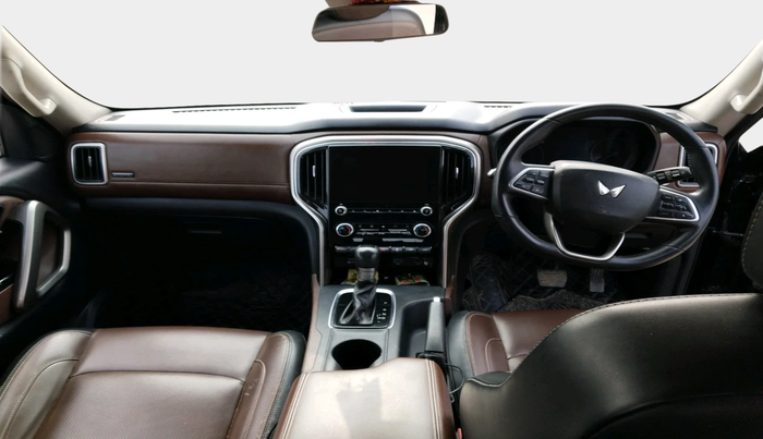 2023 Mahindra SCORPIO-N Z8 DIESEL AT 2WD 7 STR, Diesel, Automatic, 1,06,701 km, interior