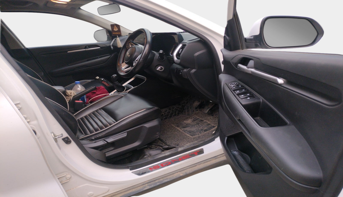 2022 KIA SONET HTK PLUS 1.2, Petrol, Manual, 52,549 km, interior