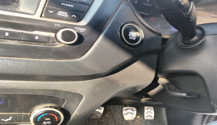 2015 Hyundai i20 Active 1.4 SX, Diesel, Manual, 1,22,848 km, interior