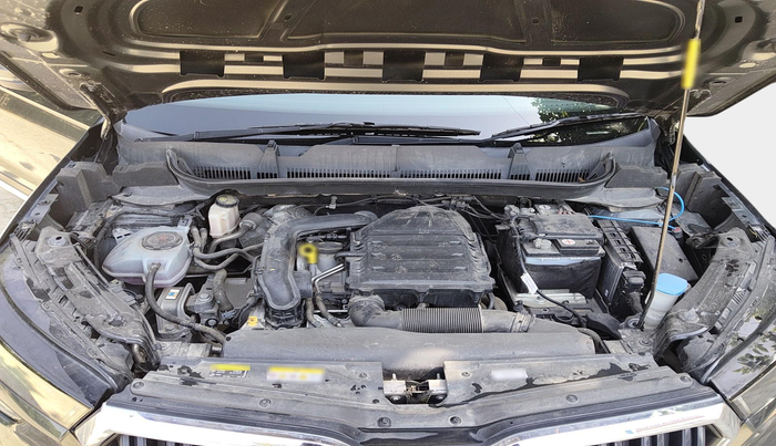 2022 Skoda KUSHAQ ACTIVE 1.0L TSI MT, Petrol, Manual, 30,331 km, exterior