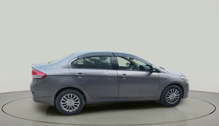 2017 Maruti Ciaz DELTA DIESEL 1.3, Diesel, Manual, 1,66,628 km, exterior