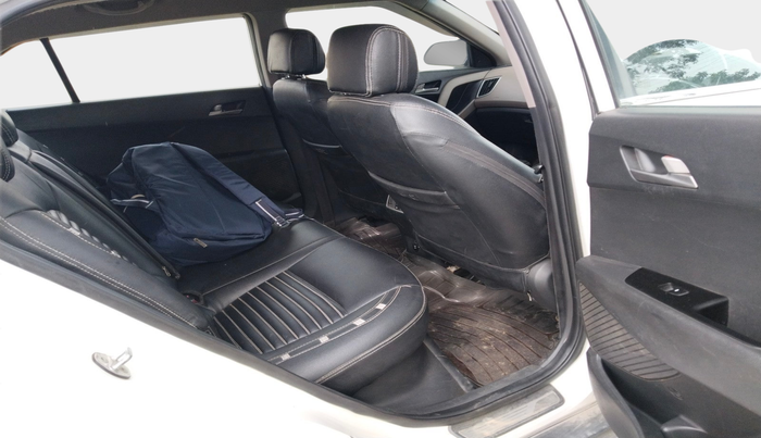 2015 Hyundai Creta SX PLUS AT 1.6 DIESEL, Diesel, Automatic, 2,18,986 km, interior