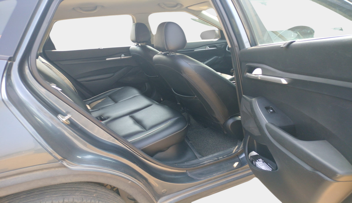 2020 KIA SELTOS HTK PLUS 1.5 DIESEL, Diesel, Manual, 1,26,187 km, interior