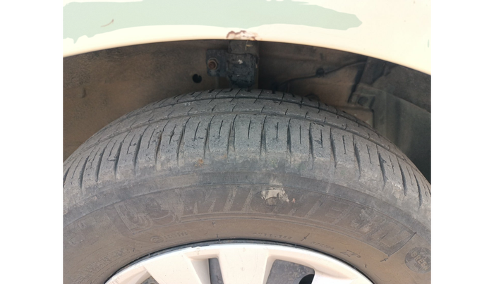 2015 Maruti Swift VDI, Diesel, Manual, 83,597 km, tyre