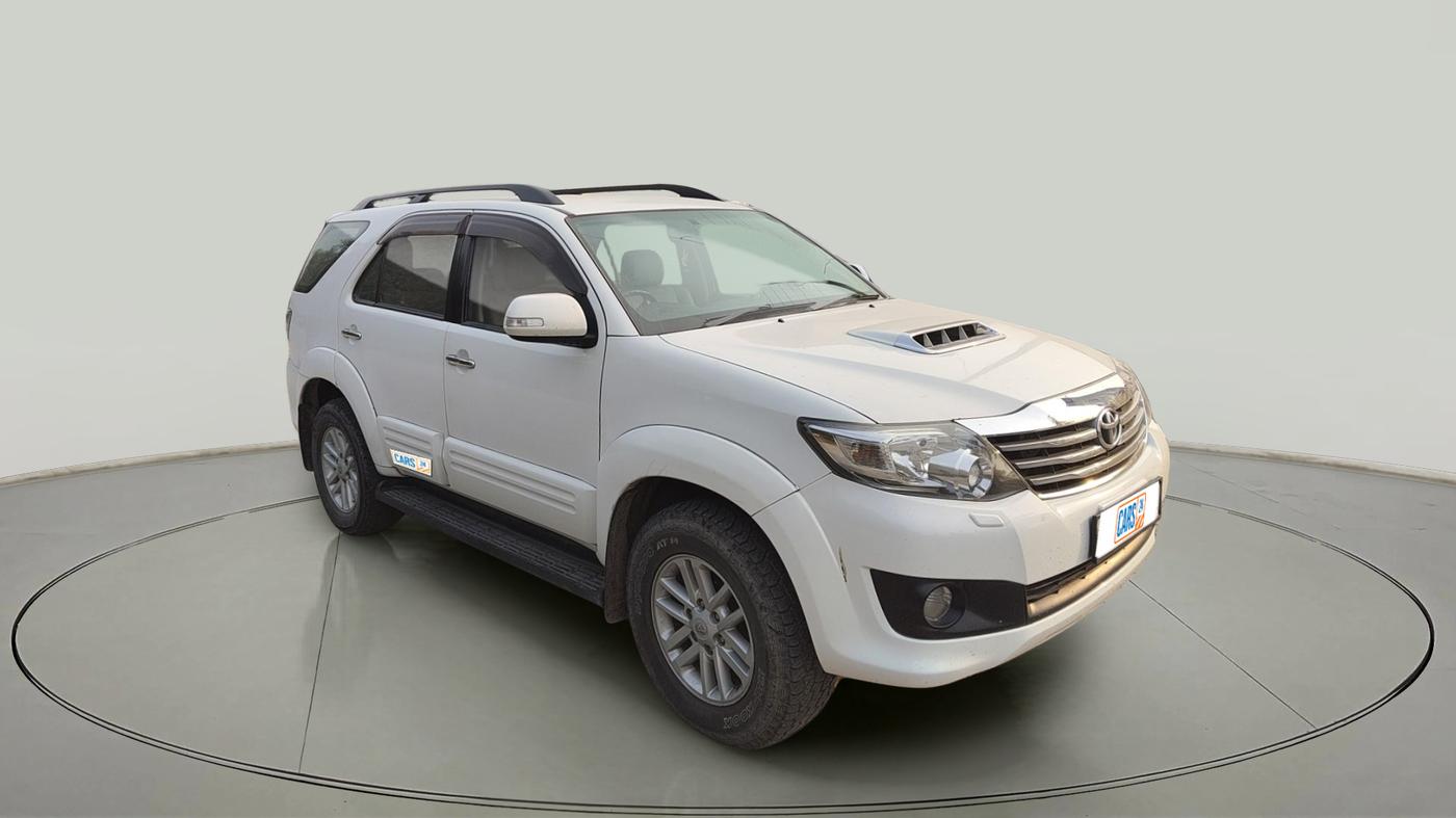 2014 Toyota Fortuner 3.0 4X4 MT, Diesel, Manual, 1,25,890 km, exterior