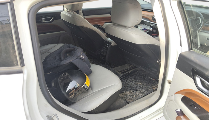 2021 Jeep Compass LIMITED (O) 2.0 DIESEL, Diesel, Manual, 1,30,002 km, interior