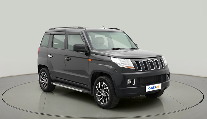 2016 Mahindra TUV300 T6, Diesel, Manual, 1,17,415 km, exterior