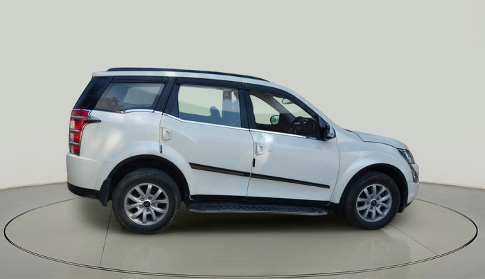 2018 Mahindra XUV500 W9, Diesel, Manual, 92,165 km, exterior