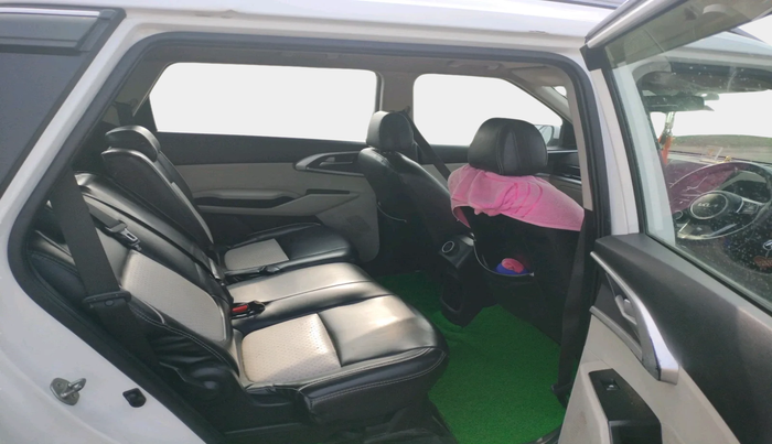 2023 KIA CARENS PRESTIGE 1.5 DIESEL 7 STR, Diesel, Manual, 1,57,450 km, interior