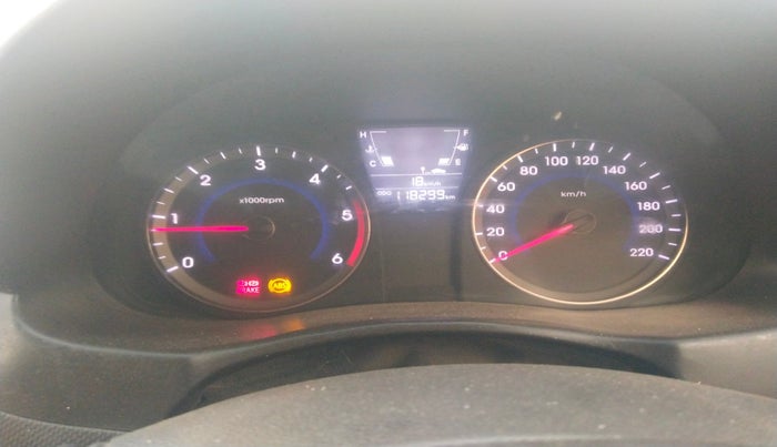 2014 Hyundai Verna FLUIDIC 1.6 CRDI SX, Diesel, Manual, 1,18,299 km, interior