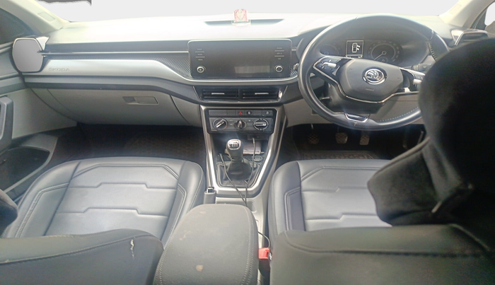 2022 Skoda KUSHAQ AMBITION 1.0L TSI MT, Petrol, Manual, 69,675 km, interior