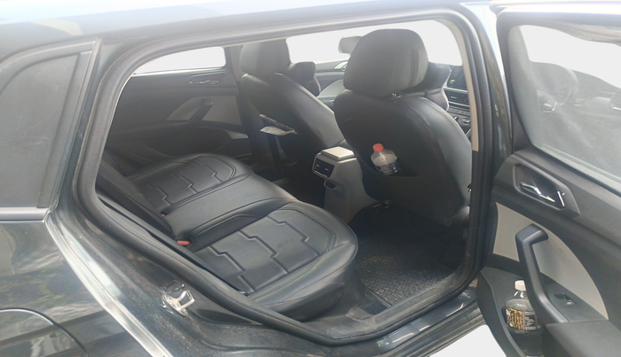 2022 Skoda KUSHAQ AMBITION 1.0L TSI MT, Petrol, Manual, 69,675 km, interior
