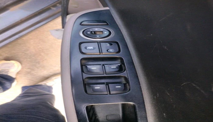 2019 Hyundai Grand i10 SPORTZ U2 1.2 CRDI, Diesel, Manual, 2,34,112 km, interior