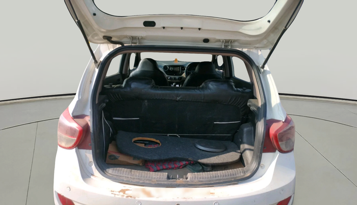 2015 Hyundai Grand i10 MAGNA 1.1 CRDI, Diesel, Manual, 96,856 km, exterior