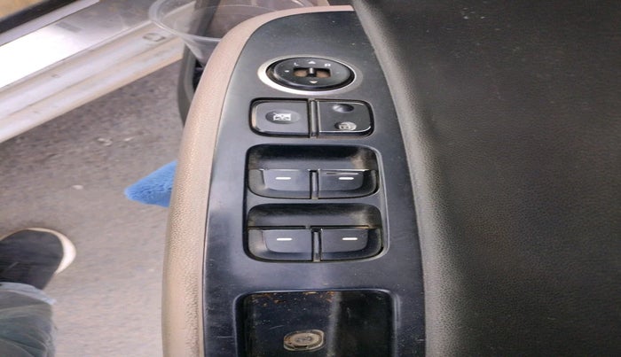 2015 Hyundai Grand i10 MAGNA 1.1 CRDI, Diesel, Manual, 96,856 km, interior