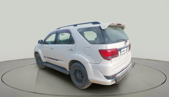2015 Toyota Fortuner 3.0 SPORTIVO 4X2 MT, Diesel, Manual, 2,81,725 km, exterior