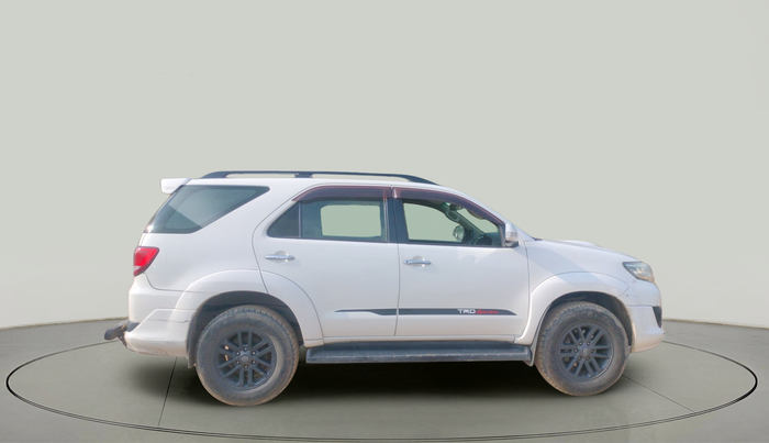 2015 Toyota Fortuner 3.0 SPORTIVO 4X2 MT, Diesel, Manual, 2,81,725 km, exterior