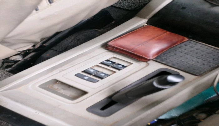 2018 Mahindra Scorpio S3, Diesel, Manual, 2,10,551 km, interior