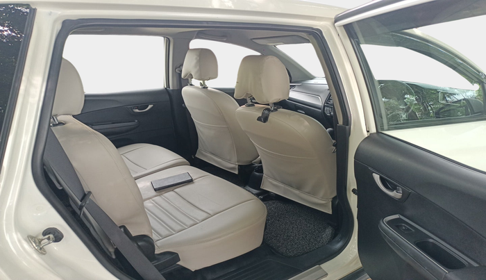 2017 Honda BR-V 1.5L I-VTEC V CVT, Petrol, Automatic, 70,476 km, interior