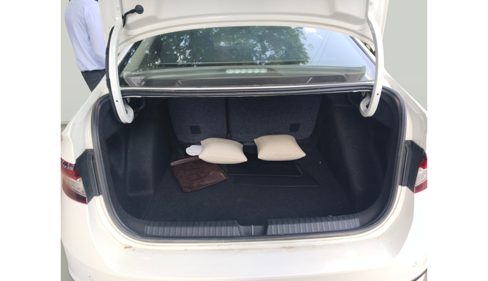 2024 Skoda SLAVIA AMBITION 1.0L TSI AT, Petrol, Automatic, 11,128 km, exterior