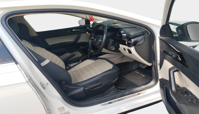 2024 Skoda SLAVIA AMBITION 1.0L TSI AT, Petrol, Automatic, 11,128 km, interior