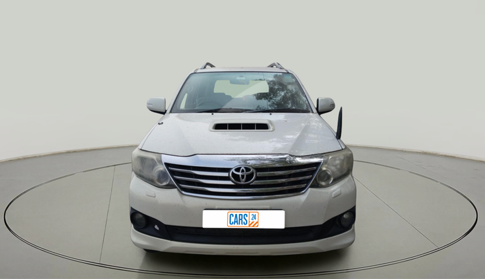 2013 Toyota Fortuner 3.0 4X2 AT, Diesel, Automatic, 1,66,718 km, exterior