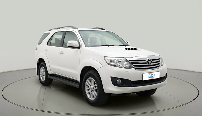 2013 Toyota Fortuner 3.0 4X2 AT, Diesel, Automatic, 1,66,718 km, exterior
