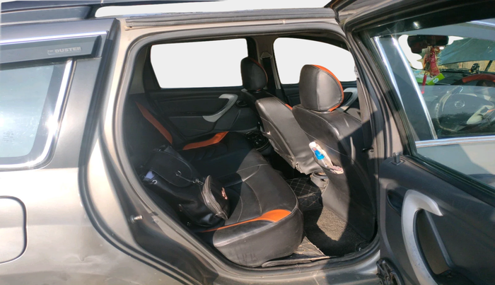 2014 Nissan Terrano XL (D), Diesel, Manual, 94,805 km, interior