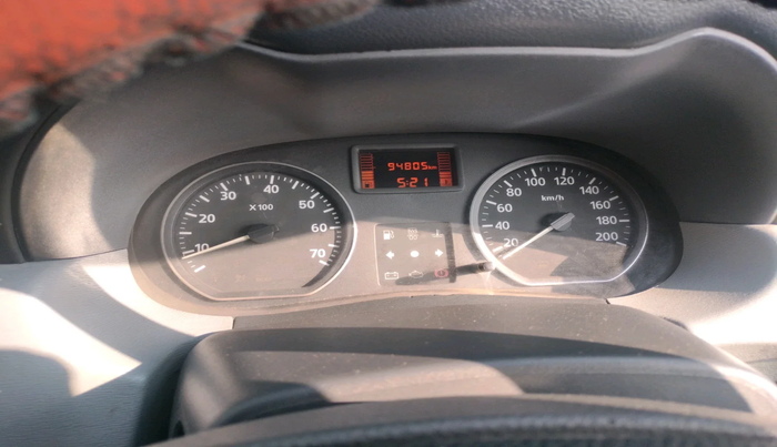 2014 Nissan Terrano XL (D), Diesel, Manual, 94,805 km, interior