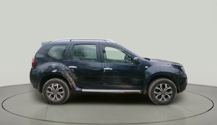 2014 Nissan Terrano XE (D), Diesel, Manual, 1,15,358 km, exterior