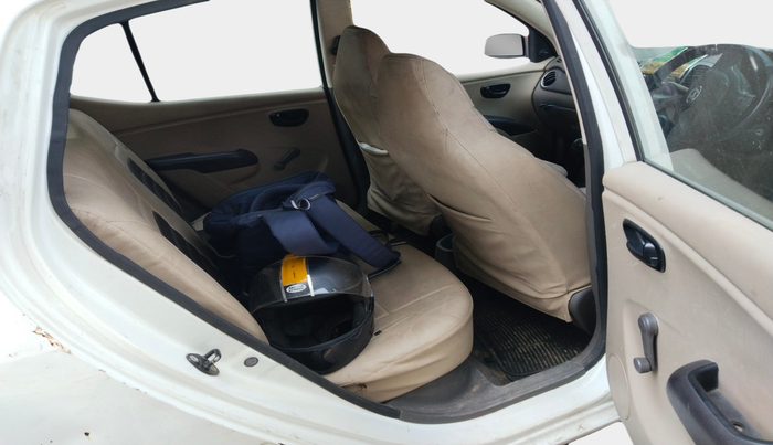 2012 Hyundai i10 ERA 1.1, Petrol, Manual, 98,771 km, interior