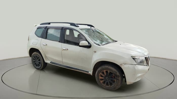 2013 Nissan Terrano XE (D), Diesel, Manual, 83,696 km, exterior