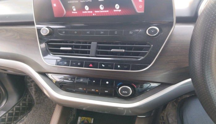 2019 Tata Harrier XZ 2.0L, Diesel, Manual, 1,04,695 km, interior