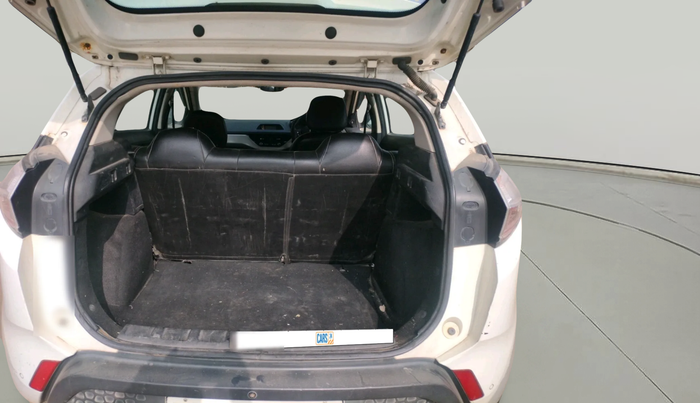 2020 Tata NEXON XM DIESEL, Diesel, Manual, 2,41,135 km, exterior