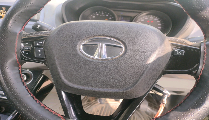 2020 Tata NEXON XM DIESEL, Diesel, Manual, 2,41,135 km, interior