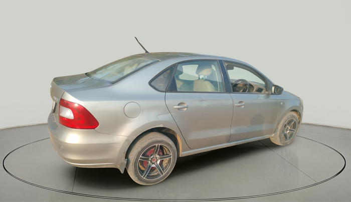 2013 Skoda Rapid ACTIVE 1.6 TDI CR MT, Diesel, Manual, 65,221 km, exterior