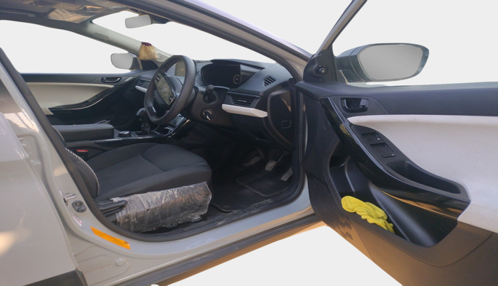 2023 Tata NEXON PURE 1.5 DIESEL, Diesel, Manual, 42,769 km, interior