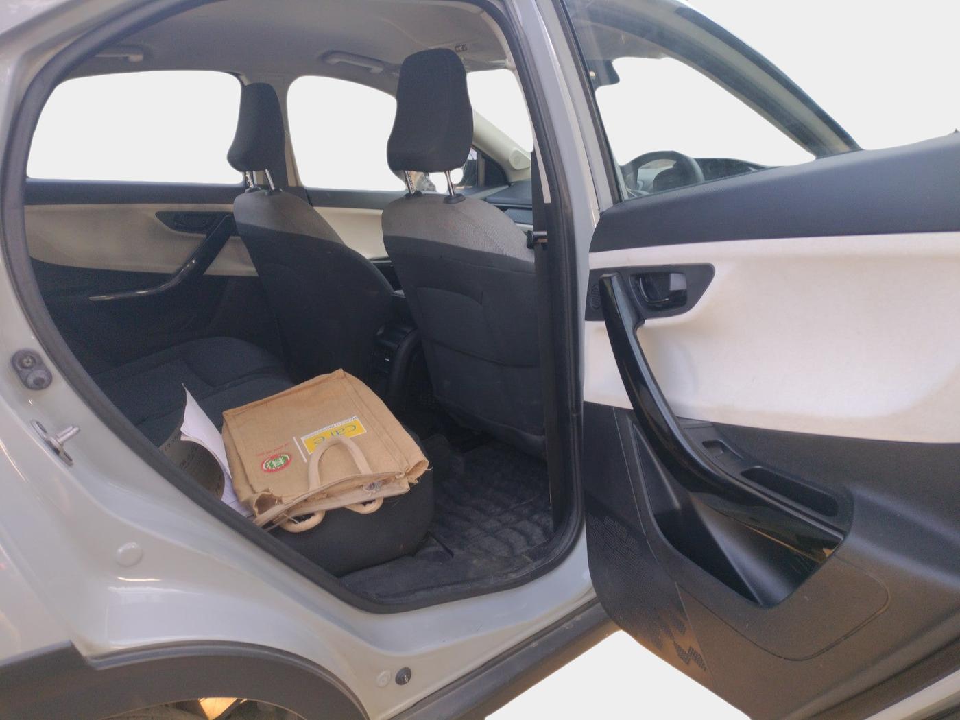 2023 Tata NEXON PURE 1.5 DIESEL, Diesel, Manual, 42,769 km, interior
