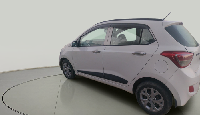 2014 Hyundai Grand i10 SPORTZ 1.1 CRDI, Diesel, Manual, 1,12,345 km, exterior