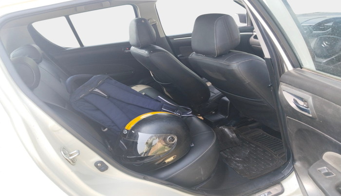 2014 Maruti Swift VXI, Petrol, Manual, 1,02,126 km, interior