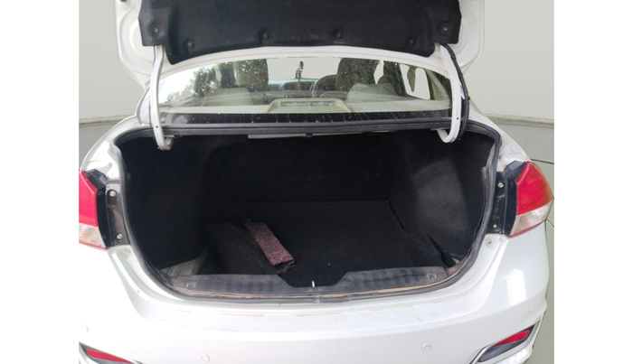 2018 Maruti Ciaz DELTA 1.5 SHVS MT PETROL, Petrol, Manual, 40,788 km, exterior