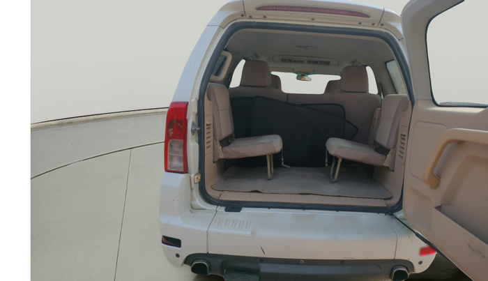 2014 Tata Safari Storme 2.2 EX 4X2, Diesel, Manual, 87,069 km, exterior
