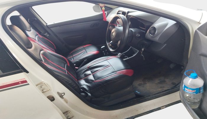 2015 Renault Kwid RXT 0.8, Petrol, Manual, 70,765 km, interior