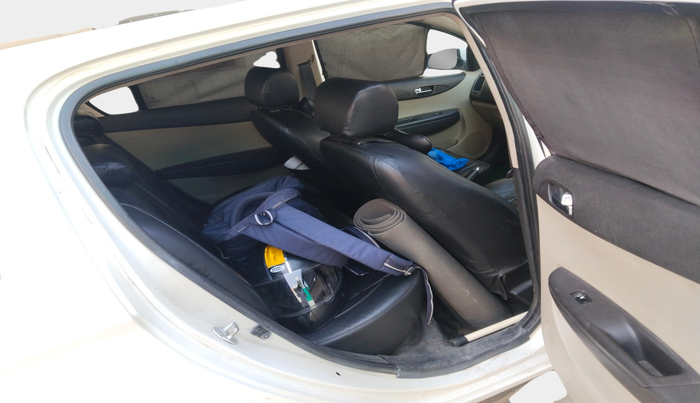 2013 Hyundai i20 SPORTZ 1.4 CRDI, Diesel, Manual, 92,415 km, interior