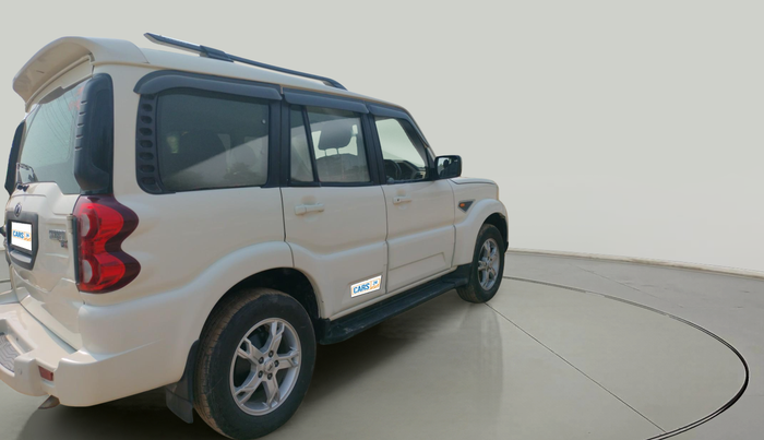 2017 Mahindra Scorpio S10, Diesel, Manual, 98,062 km, exterior