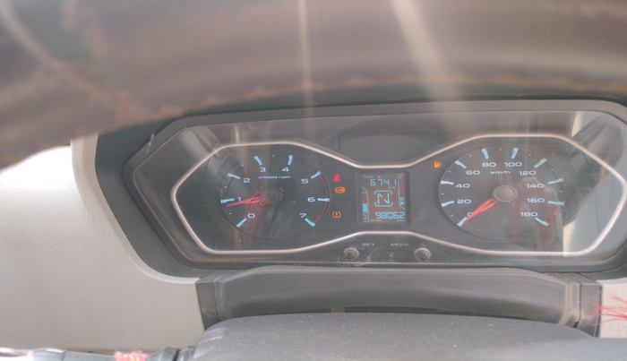 2017 Mahindra Scorpio S10, Diesel, Manual, 98,062 km, interior